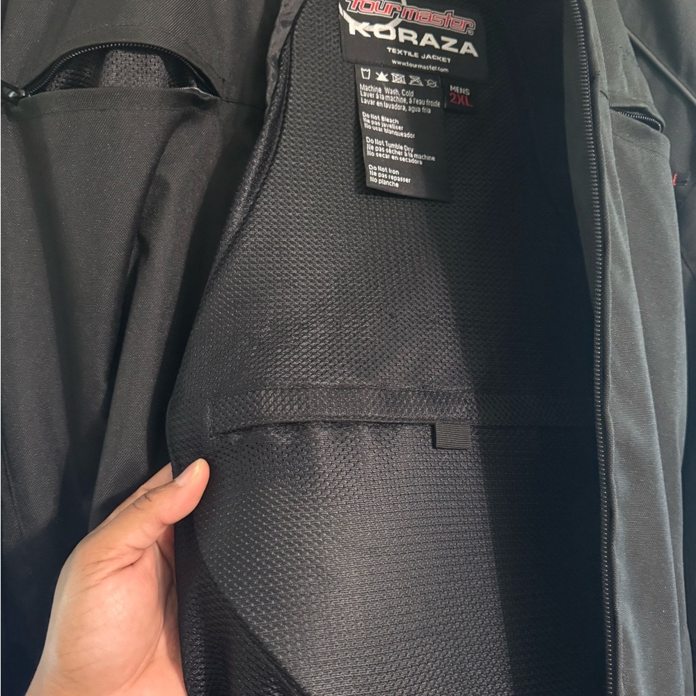 mine Black Performance Jacket with Textured Finish